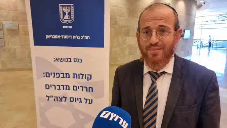 החוקר הרב בנימין שוורץ: צה”ל לא יודע ולא רוצה לגייס אלפי חרדים