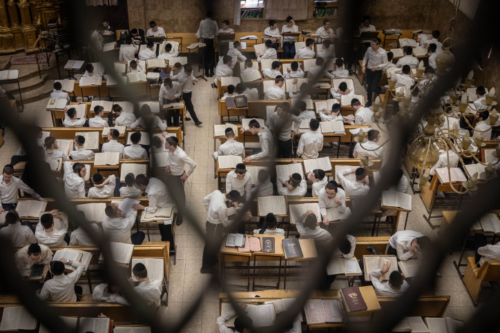 בוועד הישיבות מזהירים: אנחנו קרובים לרגע שצה”ל ישלח צווי גיוס לבחורי ישיבות לא עובדים