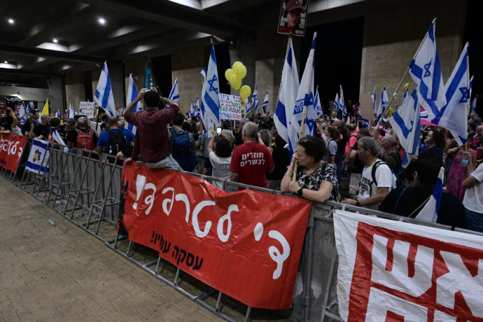 אחיו של החטופים חשף: “ישראל מעולם לא הייתה כה קרובה לעסקה עם חמאס”