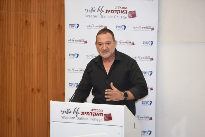 קובי שבתאי בנאום ראשון מאז פרישתו: “המשטרה היא זו שבלמה את מתקפת חמאס”