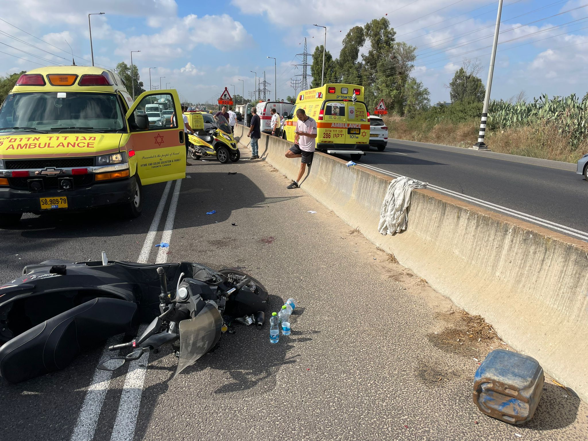 רוכב אופנוע נפצע קשה בתאונה; פונה עם חבלת ראש