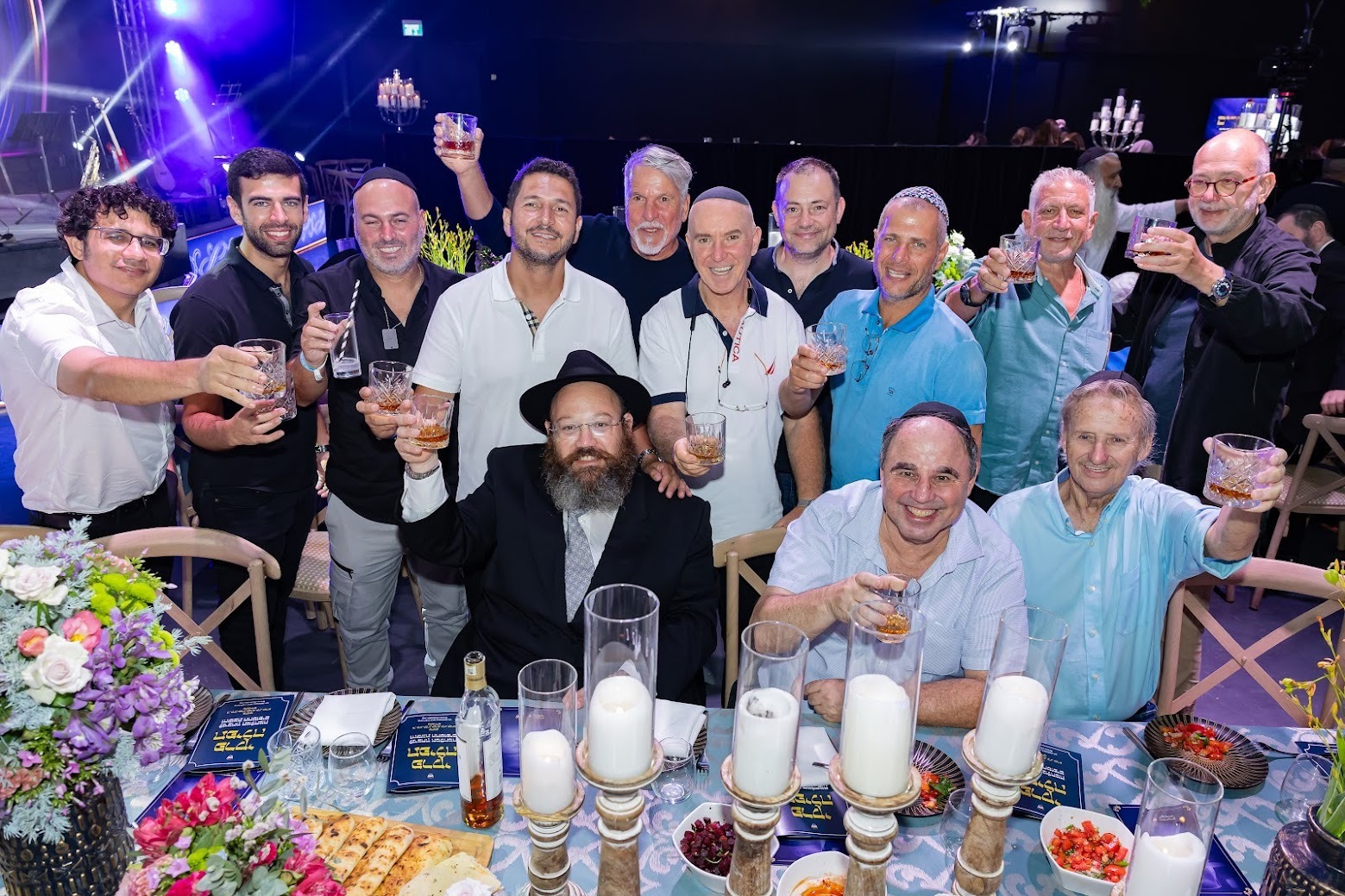 יום ההילולא ה-30 לרבי מליובאוויטש זצוק”ל: אלפי תל-אביביים בערב מרגש