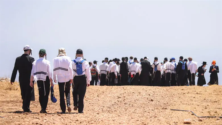 בפיקוד העורף מודאגים מהמטיילים החרדיים