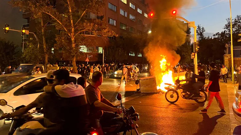 בחסות המתיחות עם ישראל: שיא הוצאות להורג באיראן