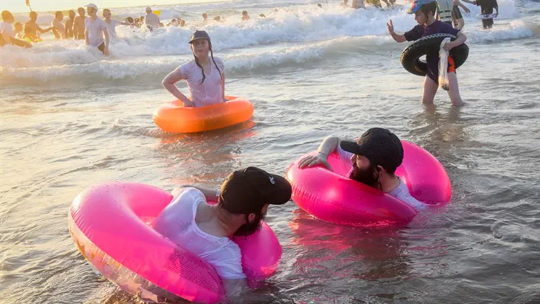 לקראת ‘בין הזמנים’: חוף נפרד נוסף בטבריה