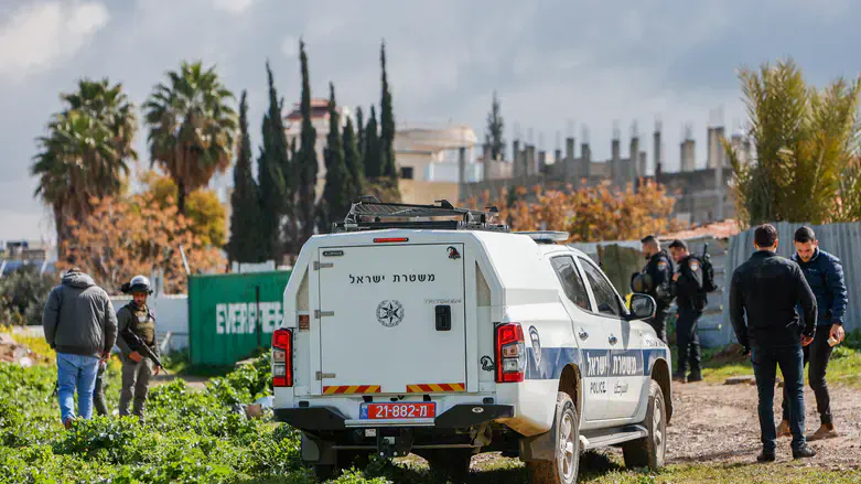 גורמים במשרד לביטחון לאומי נגד מנכ”ל רשות הבדואים: “כניעה לעבריינות”