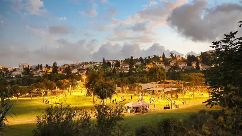 ירושלים: פארקים ואטרקציות סביב לה ובתוכה