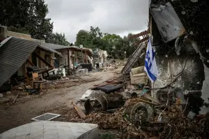 שנאת החינם שהחריבה את בית המקדש עוד כאן