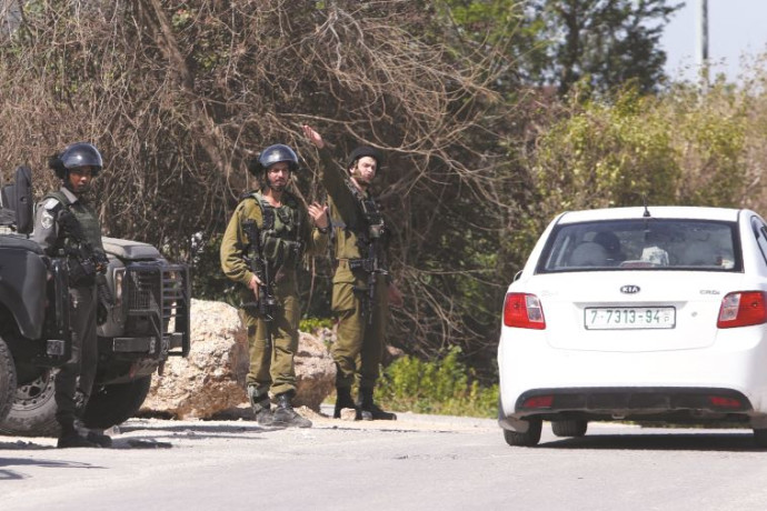 הפעם זה נגמר בשלום: שני ישראלים חולצו מקלקיליה