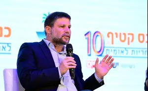 סמוטריץ’ לראש אגף התקציבים: “ככל שאינך מזדהה עם מדיניותי – אתה יכול להניח את המפתחות”