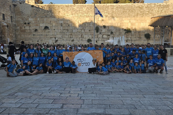 אף עין לא נשארה יבשה: תפילת היתומים והאחים השכולים