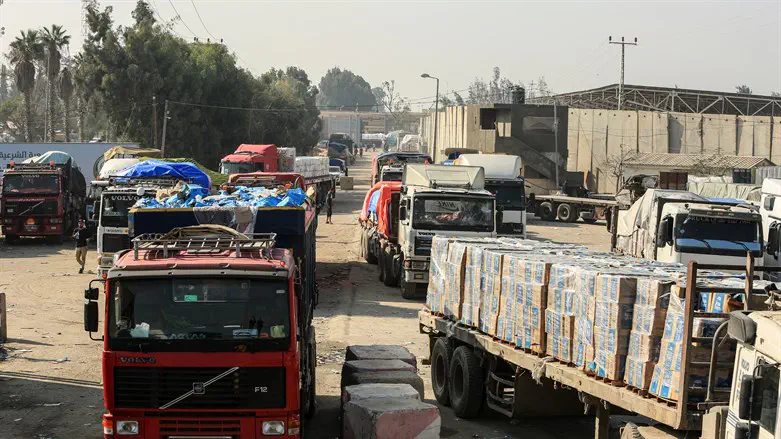 התיעוד שמעורר סערה: “בעזה אפשר להשיג הכל”