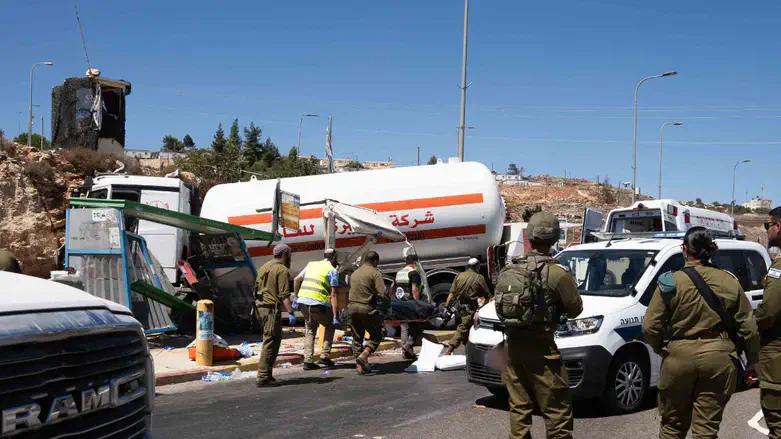 הפיגוע הרצחני ליד בית אל: בית המחבל הוקם באופן לא חוקי ליד הגדר