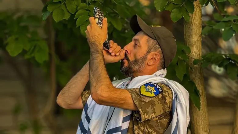 לראשונה: חיילים יהודים בחזית באוקראינה יתקעו בשופר