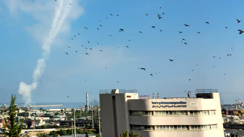 עשר רקטות חצו מלבנון לאזור חיפה