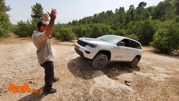 דיוור ג’יפ: טיפ שטח, מסלול טיול, טיול לחג והדרכת נהיגה