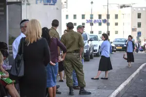 חשד: תושב י-ם ירה בנשקו הצה”לי לעבר עובר אורח – על רקע לאומני