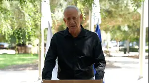 בני גנץ: “נתניהו מסכן את ביטחון ישראל”