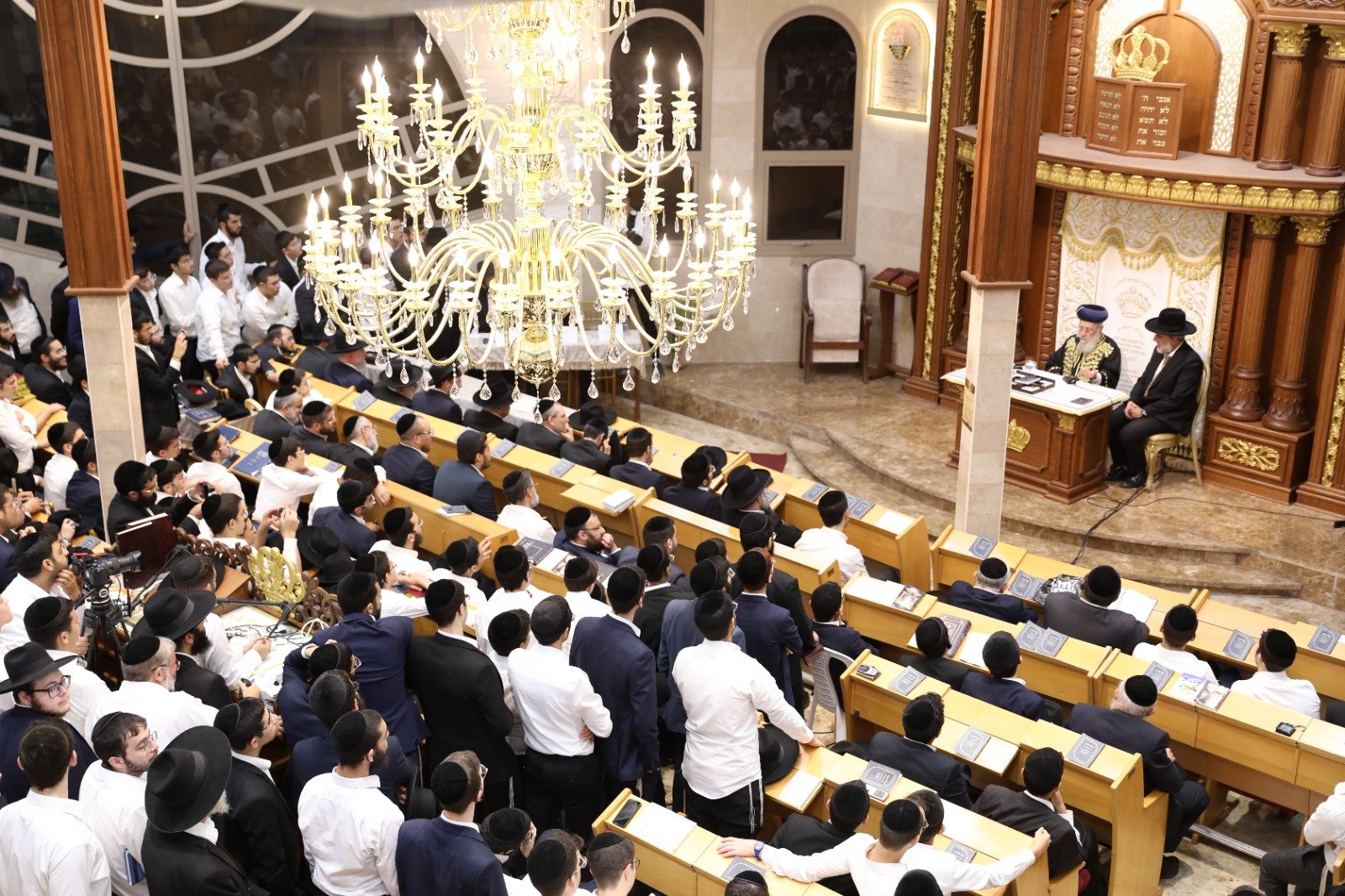 הראשל”צ חיזק את תושבי בני ברק לאור המצב בארץ