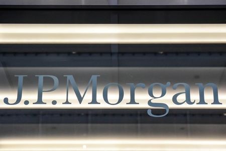 מניות JPMorgan צונחות בעקבות חששות לגבי הכנסות מריבית