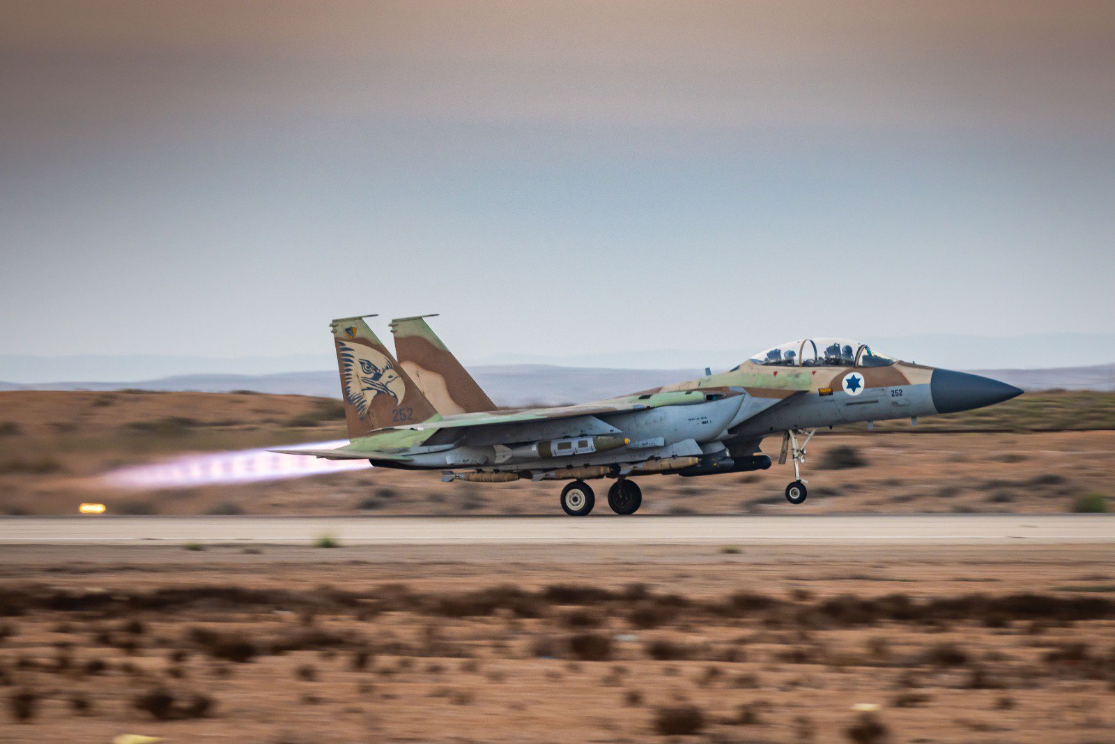 דרמה במיטבה: כך נראות הגיחות והתקיפות של חיל האוויר בעומק לבנון 