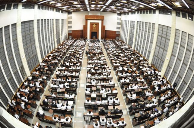 הרב, אני הבן של אותו נגר |
סיפורי השגחה