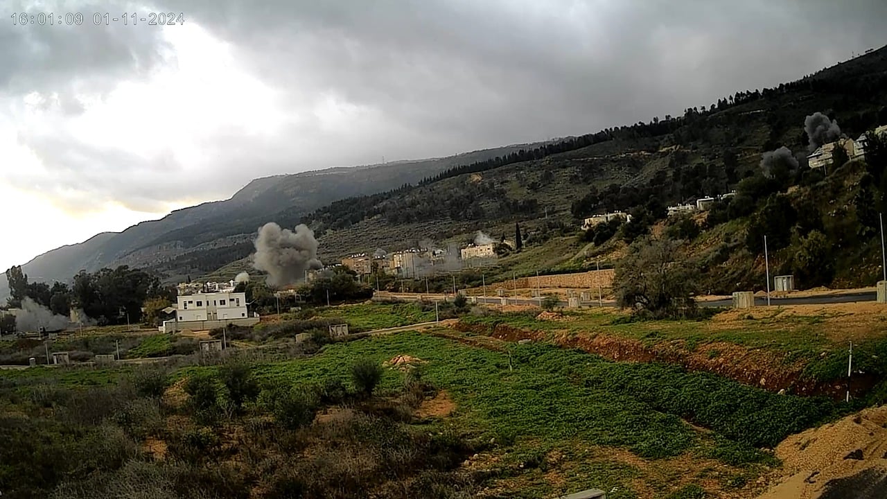 חיזבאללה מצליח להתאושש: פגיעות ישירות ביערה ובקריית שמונה – לא הופעלו אזעקות