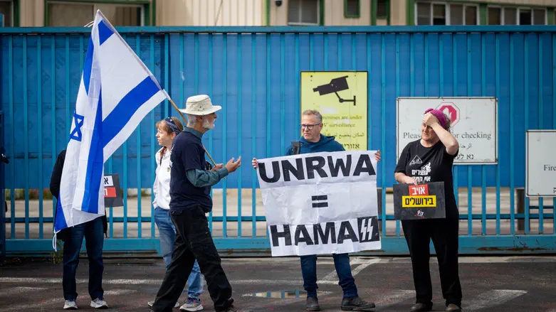 אושר סופית החוק שאוסר על פעילות אונר”א בתוך שטח ישראל