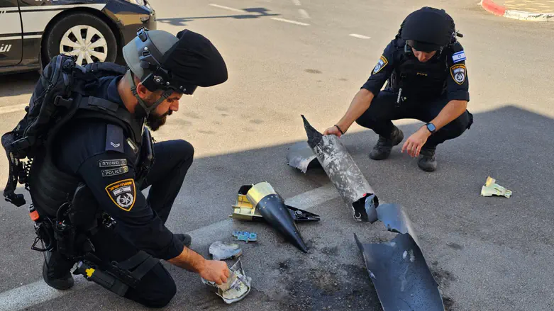 חלקי טיל איראני אותרו בחצר בית ספר חב”ד בגדרה: “נס גדול”