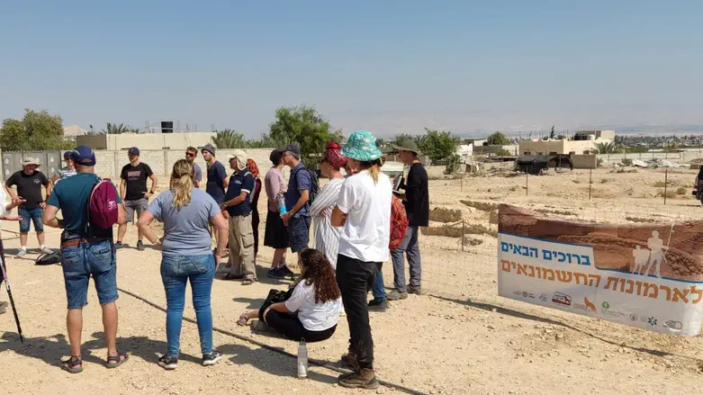 בסוכות מתחברים לארמונות החשמונאים בבנימין