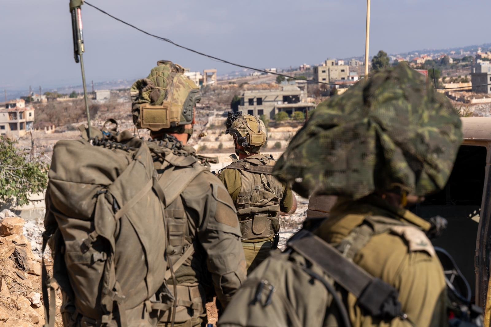 במקביל לתמרון הקרקעי | חיל האוויר תקף 240 יעדים בלבנון ובעזה