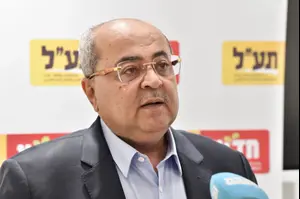 “שניים זה כלום חבל שלא יותר”: ח”כ טיבי פנה ליועמ”שית שתפתח בחקירה להסתה וגזענות