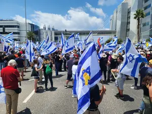 דווקא בשנה שכל כולה ימים נוראיים – נולדנו מחדש