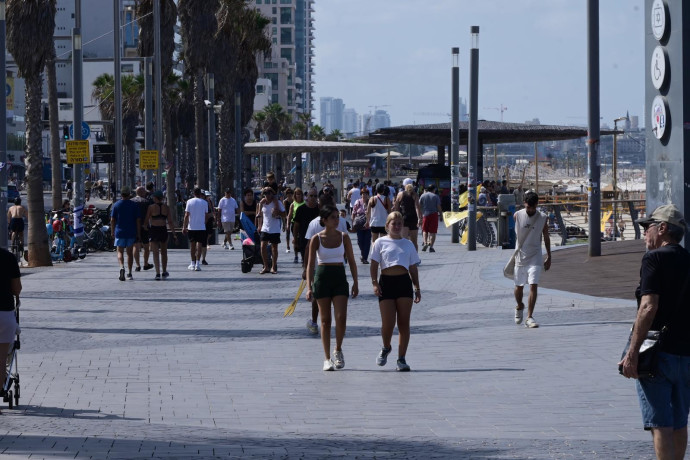 בתל אביב מגיבים לשינוי בהנחיות פיקוד העורף: “לא ניתן לפחד לנצח”