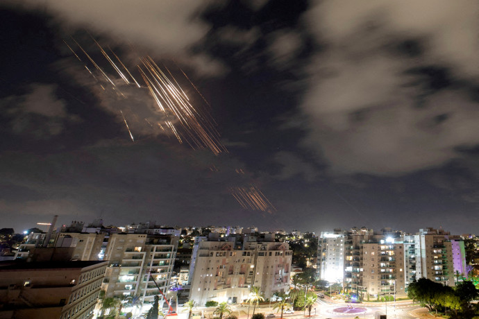 “הזדמנות חד פעמית”: ישראל נחושה לקראת תקיפה באיראן