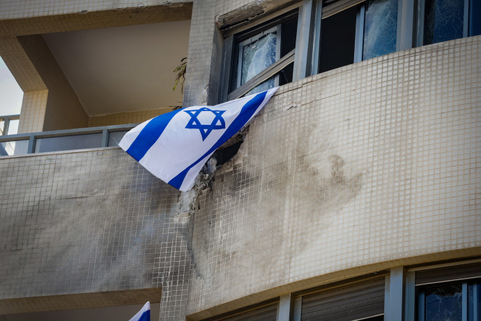 במהלך יום הכיפורים: כ-200 שיגורים לצפון, פגיעת כטב”ם בהרצליה