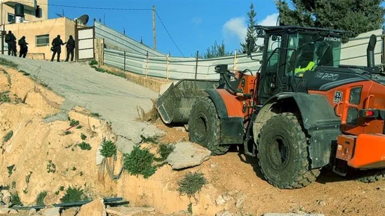 הדו”ח האירופי מוכיח: מממנים בניה לא חוקית