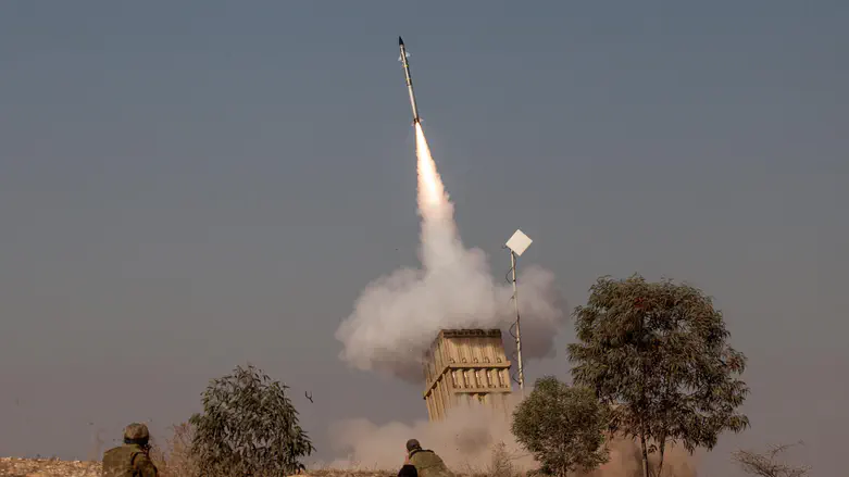 דיווח: 14 רקטות נורו משטח לבנון לעבר מרכז הארץ