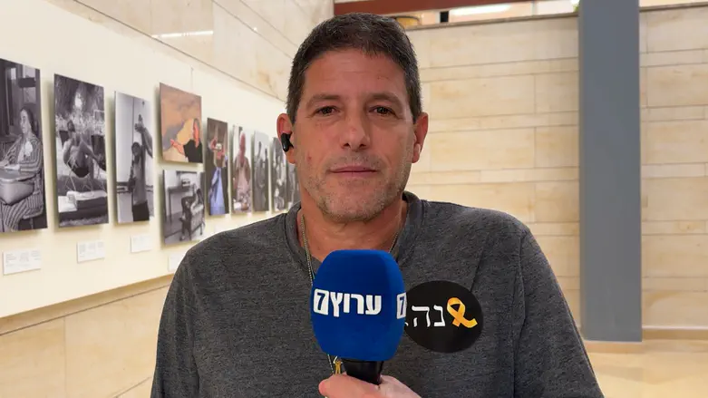 בנו של החטוף: “כשחזקים ניתן לוותר יותר למען החטופים”