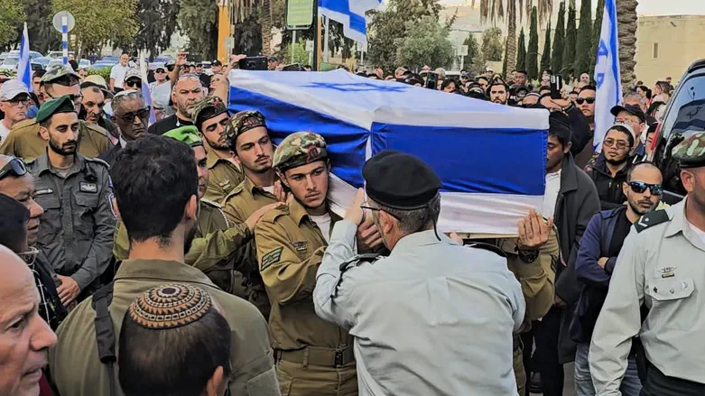 סמ”ר גרי זולת הובא למנוחות: “התעקש להיות קרבי”