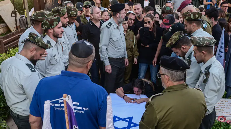 הסבתא רבתא ספדה בבכי: “העונש הגדול ביותר שקיבלתי זה לקבור נין ראשון”