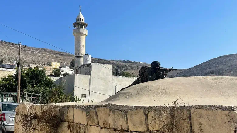 מפקדים באיו”ש מספרים על הפעילות מול “הטרור העממי”: איך נלחמים נגד נשק קר – בגזרה חמה?