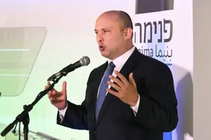 “אם החוק המחפיר הזה עובר, החרדים לא יתגייסו”: בנט נגד חוק המעונות