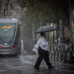 התחזית: גשום וקר מהרגיל | מחר: עלייה קלה בטמפרטורות