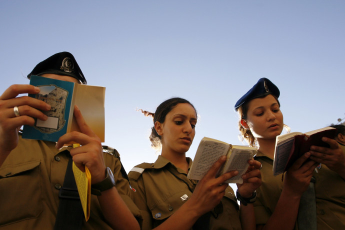 רבני בית הלל קוראים לצה”ל: “להרחיב גיוס נשים דתיות במסגרות מותאמות”