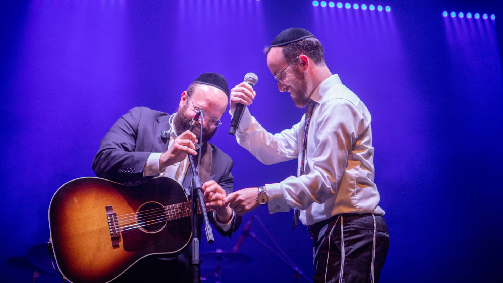 איתן כ”ץ ונפתלי קמפה חוברים לדואט ‘שמע בני’