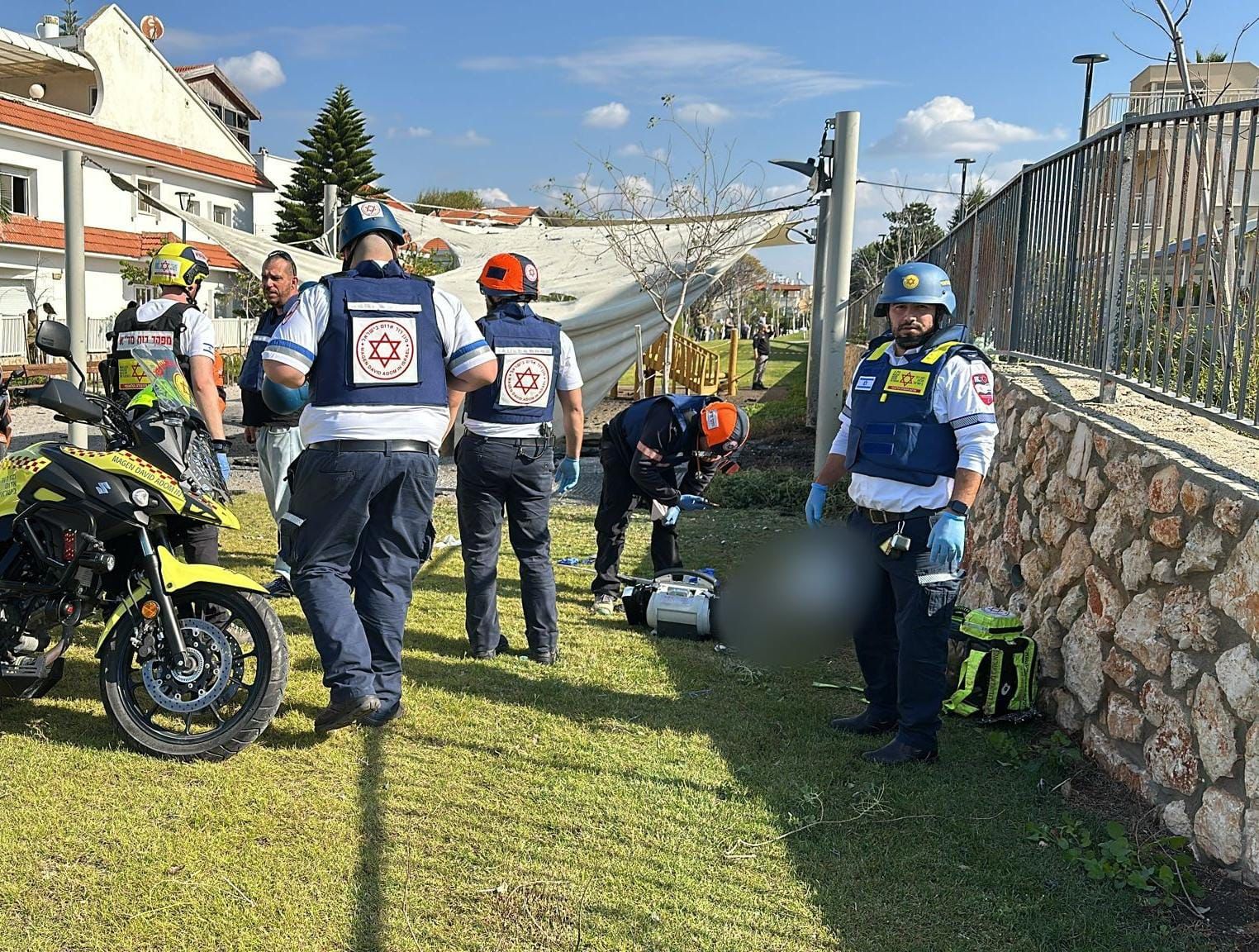 כאב עצום: גבר צעיר בשנות השלושים לחייו שהה בגינה – ונהרג מפגיעת רקטה 