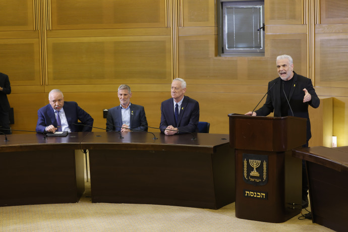 ליברמן: “אדלשטיין יפוטר”; יאיר גולן: “נתניהו שכח מה זה להיות אח שכול”