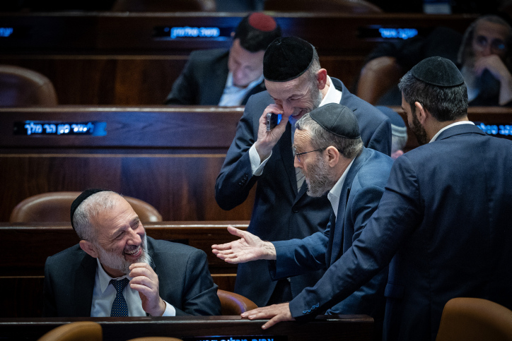 7,000 צווי גיוס יוצאו לתלמידי ישיבות; בסיעות החרדיות שותקים