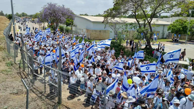 שיירת קרוואנים תצא לכיוון עזה בקריאה להתיישבות ברצועה